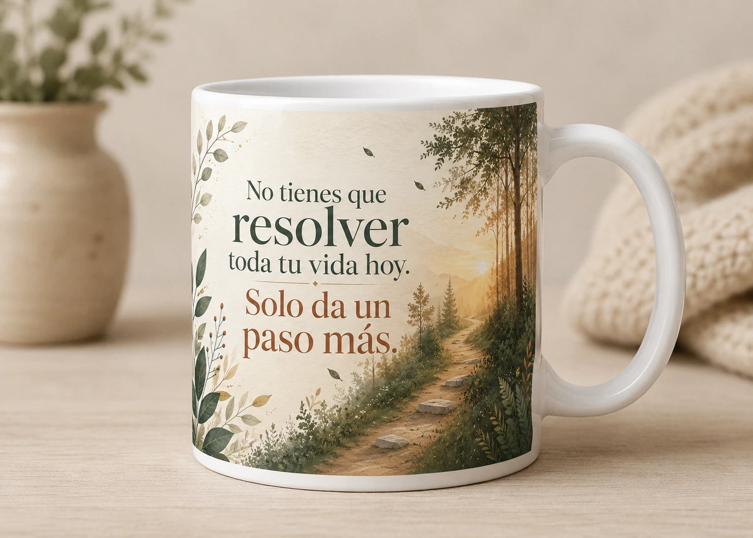Mug VERBO 'No tienes que resolver toda tu vida hoy, solo da un paso más', con ilustración de un sendero iluminado entre árboles